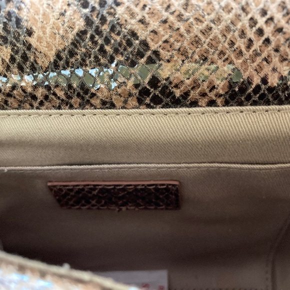 Alexis Hudson Lucy Crossbody Handbag/Amber Snake//NEW/$325 RETAIL! - Picture 10 of 12